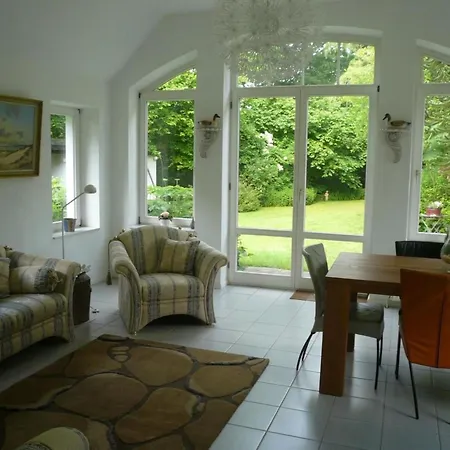 Holiday home In Mit Grossem Garten By Interhome