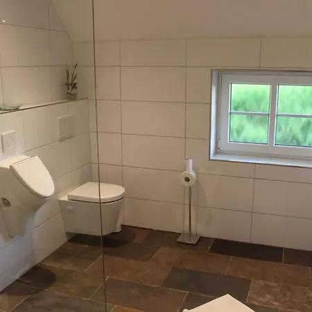 Holiday home In Mit Grossem Garten By Interhome Stollhamm
